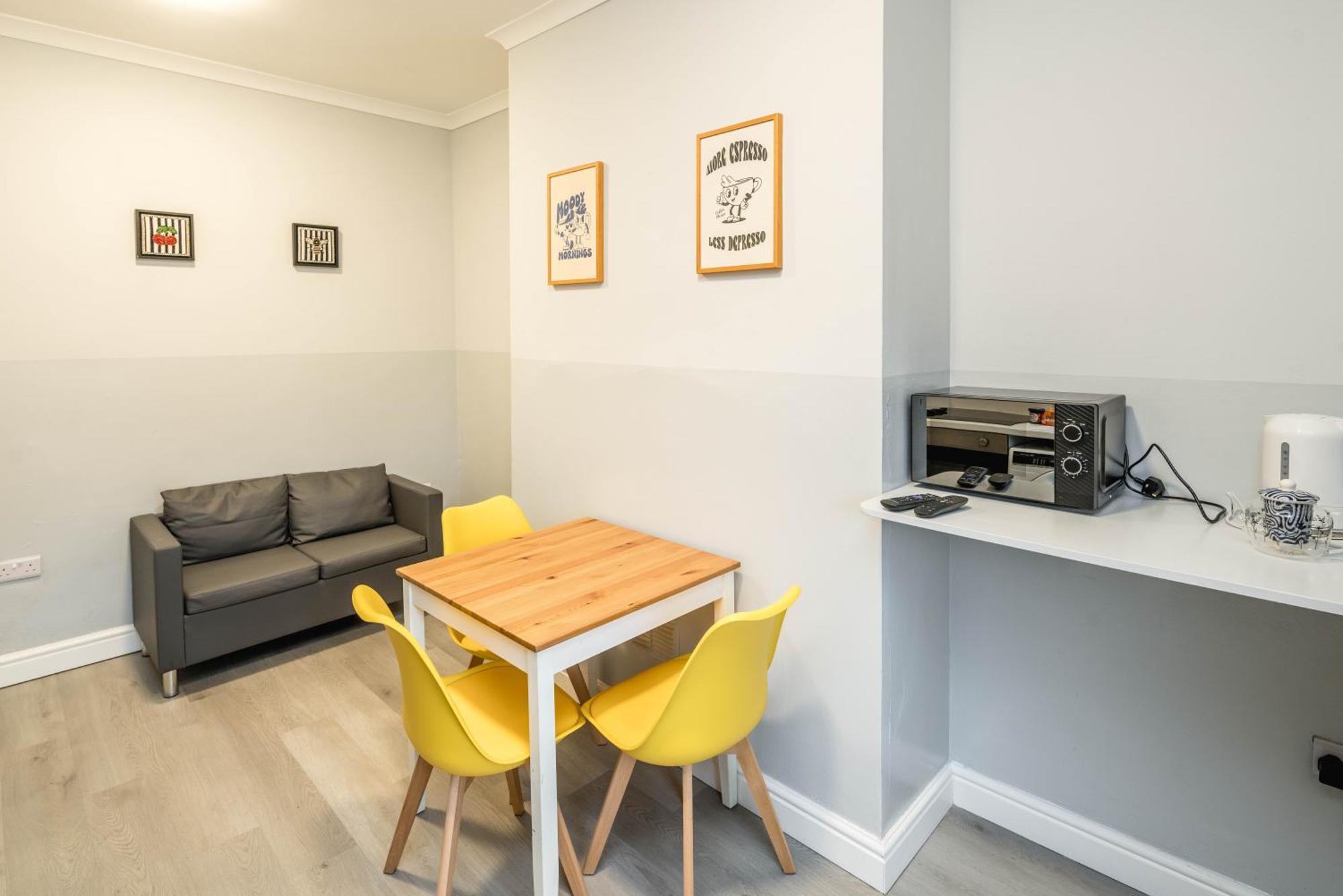 Free Parking, 2 Beds,Close To Train Station Bedford Exterior photo